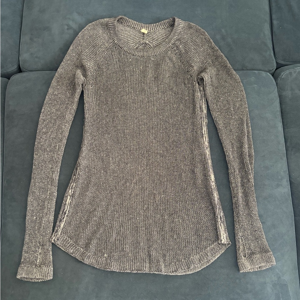 Lululemon Gray Knit Women's Top